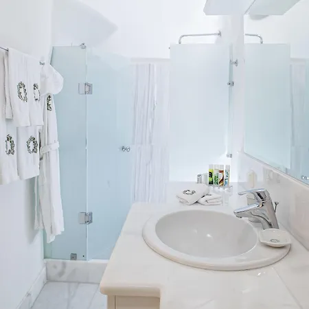 The Tsitouras Collection 4* Firostefani